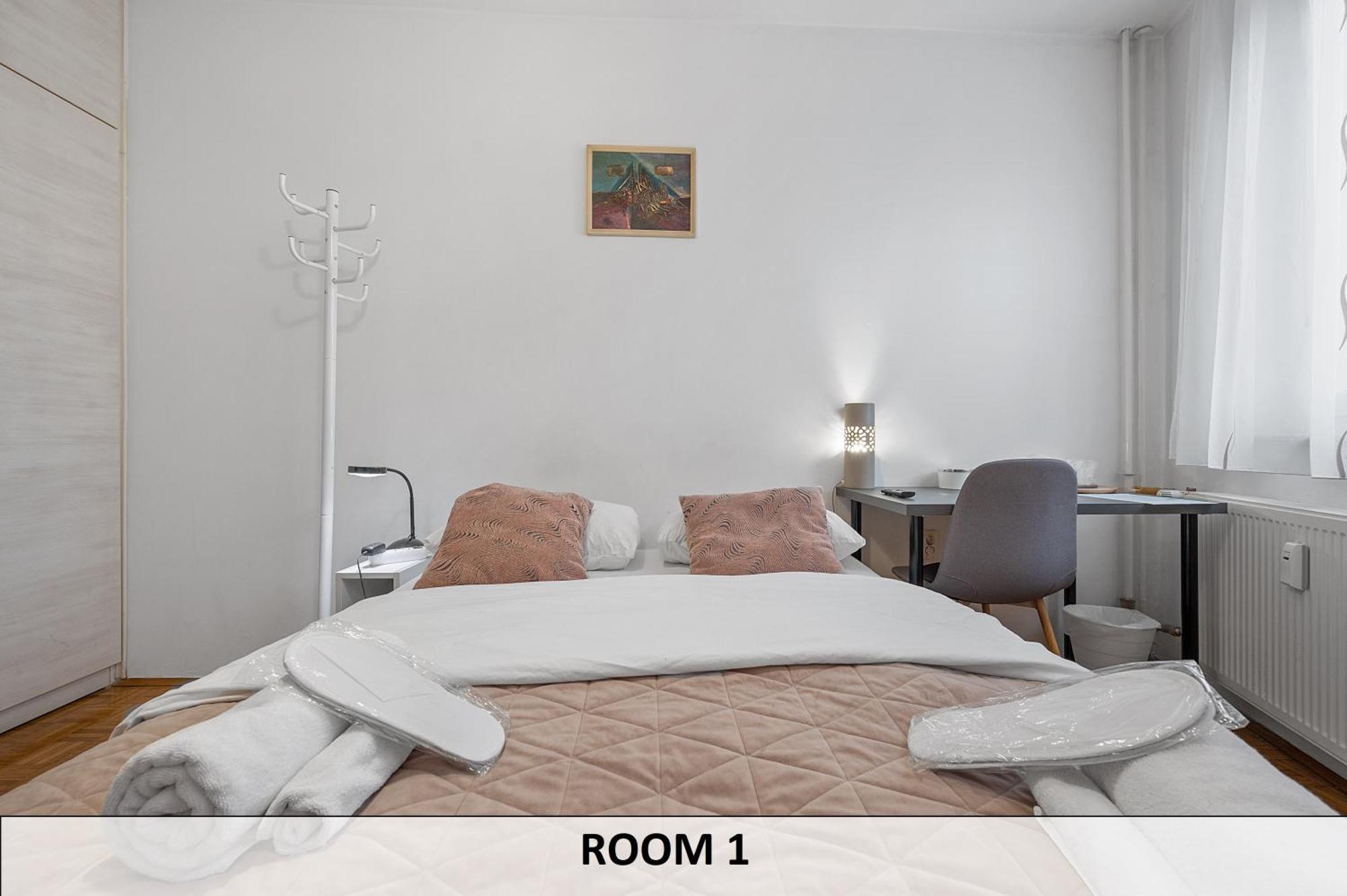 Apartman I Sobe Sofi With Common Kitchen Bathroom And Toilet Zagreb Exterior photo
